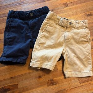 Boys chino shorts size 5 slim. Children’s place